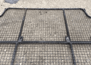 Kratka siatka oddzielająca bagażnika LR006448 Land Rover Defender 3