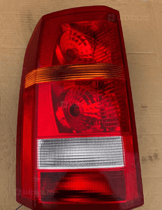 Lampa tylna lewa Land Rover Discovery 3 III 1