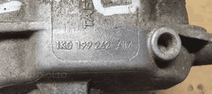 Łapa poduszka silnika VW Passat B6 1.9 1K0199262AM 6
