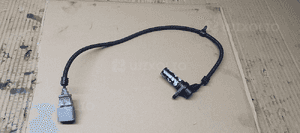 Czujnik położenia wału Skoda Roomster 1.4 TDI 045957147C 1