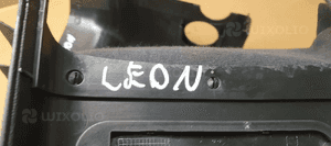 Osłona obudowa kolumny kierowniczej Seat Leon II Lift 5P0858565B 5P0858559F 8