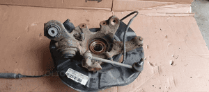 Zwrotnica piasta prawy tył tylna BMW I E87 Lift 2.0D 5