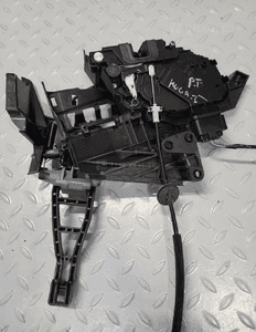 ZAMEK prawy tył tylny 5 pin pinów Ford Kuga Mk1 I lift EU 2