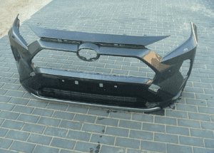 Toyota RAV4 2018 2019 2020 zderzak przedni 2