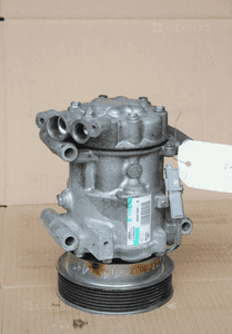 Kompresor klimatyzacji Renault Clio III 1.2 2