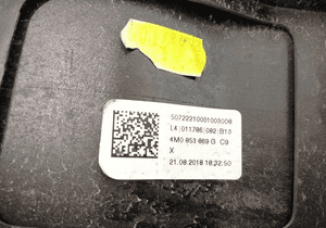Listwa na drzwi lewa lewy tył audi Q7 4M0 15-19 2