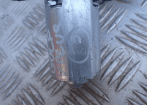 SILNICZEK WYCIERACZKI TYŁ VW GOLF V PLUS 5M0955711 5