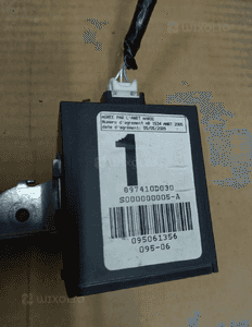 Toyota Yaris II     06-11 moduł sterownik zamka 897410D030