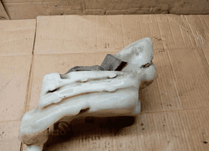 Zbiorniczek spryskiwaczy pompka VW New Beetle 1C0955453 6