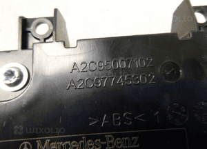 Mercedes W213 moduł sterownik ładowania telefonu 8