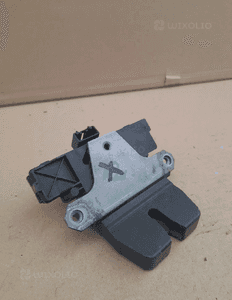 Zamek klapy tylnej ford focus kombi  nr 3M51-442A66AP 2