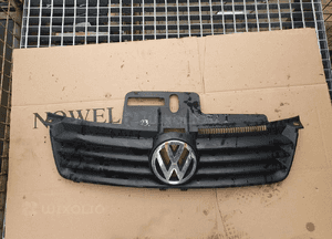 Grill atrapa chłodnicy vw polo iv 9N 6Q0 853 651 1