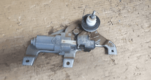 SUZUKI SWIFT II 1.5B SILNICZEK WYCIERACZKI 2