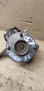 Zwrotnica piasta lewy przód przednia lewa Ford Fusion 6