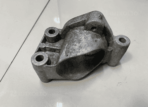 Opel insignia a 2.0 podpora półosi 20901237 4