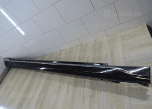 Listwa progowa prawa BMW 7 G70 51779464150 LLU 1