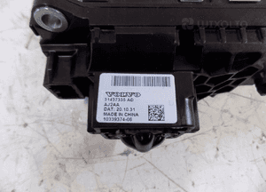 Volvo XC40 r-design lewarek wybierak biegów gałka 31437335 5