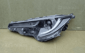 Lampa lewa lewy full led toyota corolla E21 2019- 1