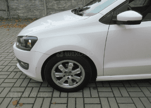 ZACISK HAMULCOWY LEWY PRAWY PRZÓD PRZEDNI VW POLO V 5 6R  2009- 2
