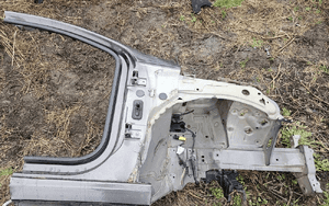 Peugeot 308 T9 Peugeot 308 T9 podłużnica ćwiartka przód przednia prawa lewa 1