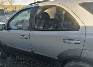 Drzwi lewy tył tylne lewe Kia Sorento 1