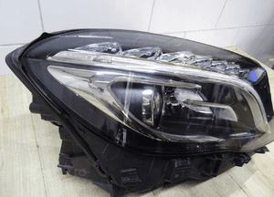 A1569063800 lampa PRAWY PRZOD MERCEDES GLA 3