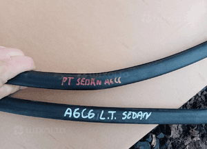 Uszczelka drzwi lewy prawy tył tylna Audi A6 C6 Sedan 5