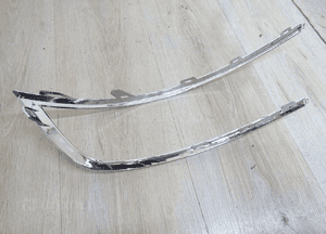 Opel mokka b ramka listwa lampy lewa prawa chrom 9835155280 5
