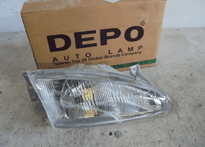 Lampa prawy przod hyundai elantra ii 97-98 eu nowa 1