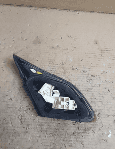 OPEL ASTRA J HB Lampa tył prawa w klapę 4