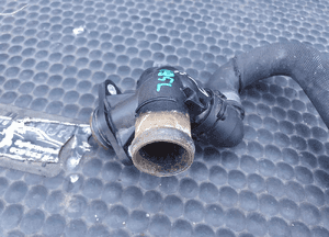 Obudowa Termostat Y2495002 06D121133C Krociec Czujnik Przewod Waz 2.0 TFSI Audi A4 B7 A6 C6 20