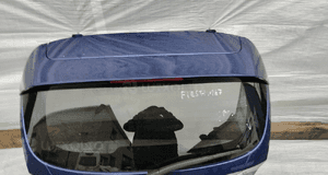 Klapa bagażnika tył tylna ford fiesta MK7 3D 5D 2