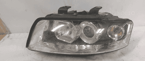 Przod przednia lampa lewa audi A4 B6 1