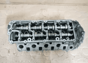 Glowica Prawa Kompletna Q7 Cayenne Touareg CUD CCF CKD 4.2TDI 2