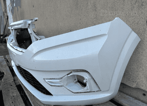 Zderzak przód przedni dacia sandero iii 3 2020- 620228531R  kratka cały 2