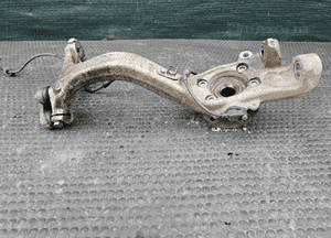 Zwrotnica 8E0258F 8E0407242B Zawieszenie Piasta Czujnik ABS Przednia Przód Prawa AUDI A4 B6 B7 32