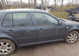drzwi prawe przód golf 4