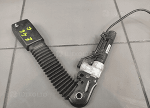 Bmw E43 pas napinacz pirotechniczny lewy przód wtyczka sprawny oryginał 6