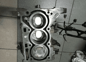 blok silnika  yaris aygo  1kr-b52 1