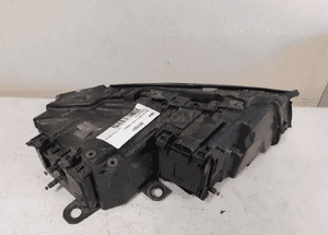 AUDI A8 03-05 BIXENON LAmpa przód przednia lewa 2