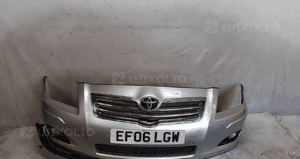 Zderzak przód przedni toyota avensis T25 lift fl halogeny kod kolor 199 1