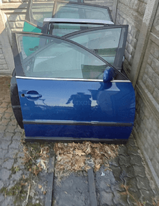 drzwi prawe przód passat b 5