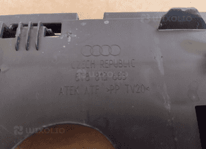 Skrzynka narzędziowa audi A5 8T 8T8813685 2
