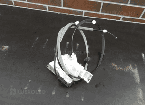 Zamek Drzwi Prawy Peugeot 1007 9680701080 6PIN 5