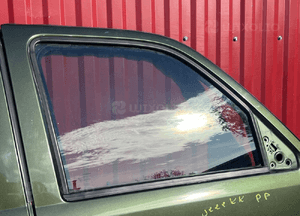 Jeep cherokee liberty kk szyba drzwi prawy przód oryginał 5