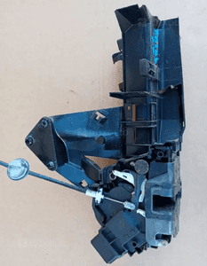 Klamka wewnętrzna prawy przód Ford Focus MK2 3M5AR21812AK 2