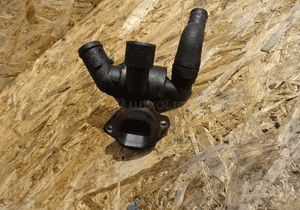 OBUDOWA TERMOSTAT VW SKODA OCTAVIA V7548003 3