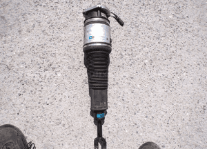 AMORTYZATOR PNEUMATYCZNY PRZEDNI PRAWY BENTLEY FLYING SPUR 45-279720 1