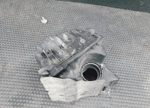 Obudowa Filtra 03G133835A 03G133833 03G133837 Powietrza Pokrywa 2.0 TFSI Benzyna Audi A4 B7 5