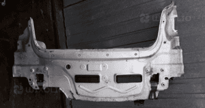 VW Polo 02-08 pas tyl tylny sciana bagaznika 2